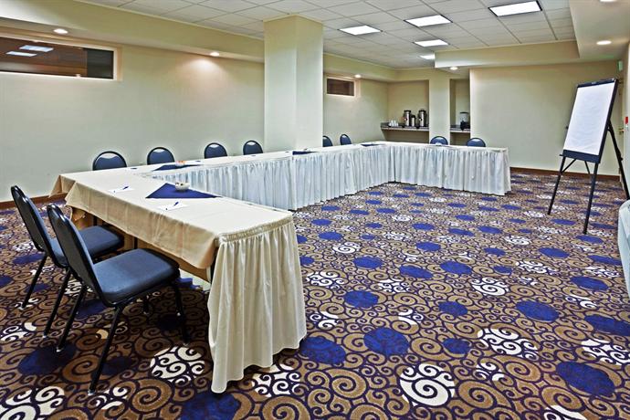 Holiday Inn Express & Suites Seattle-City Center