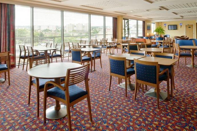 Holiday Inn Express Bradford City Centre - Compare Deals