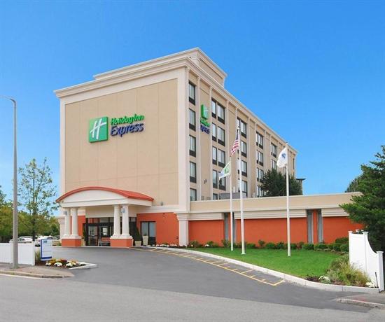 Holiday Inn Express Boston Fort Independence United States thumbnail