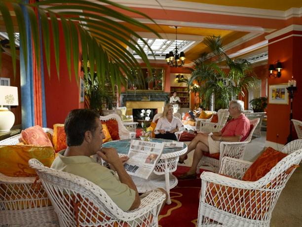 Colony Hotel & Cabana Club