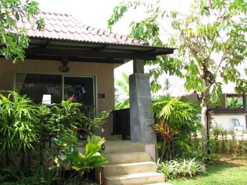 นพรัตน์ รีสอร์ท