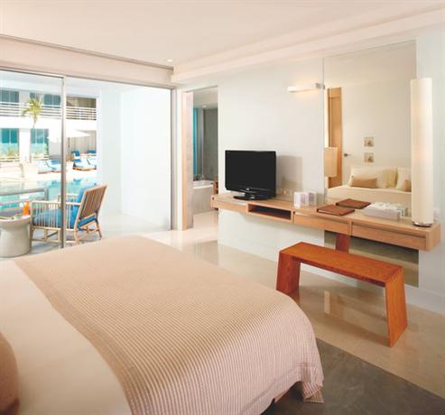 Ramada by Wyndham Phuket Southsea Resort