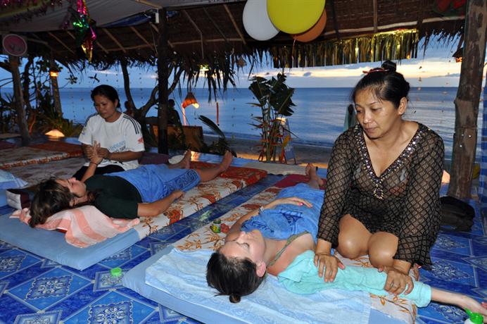 ลันตาแฟมิลี่รีสอร์ท