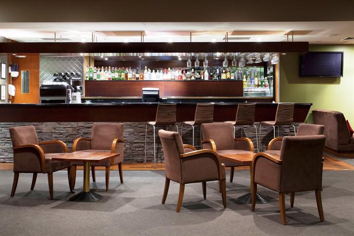 DoubleTree by Hilton Cairns