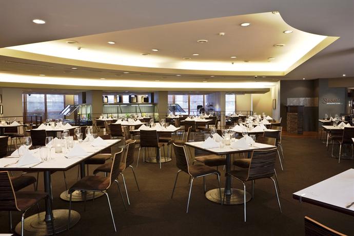DoubleTree by Hilton Cairns