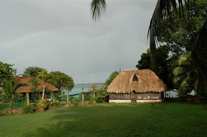 Cabanas Hostal & Camping Magic Bacalar