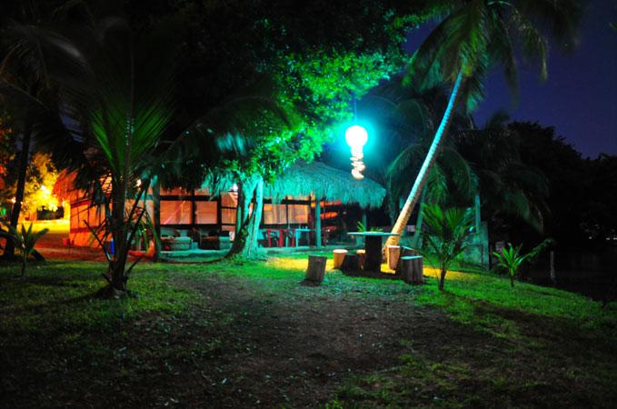 Cabanas Hostal & Camping Magic Bacalar