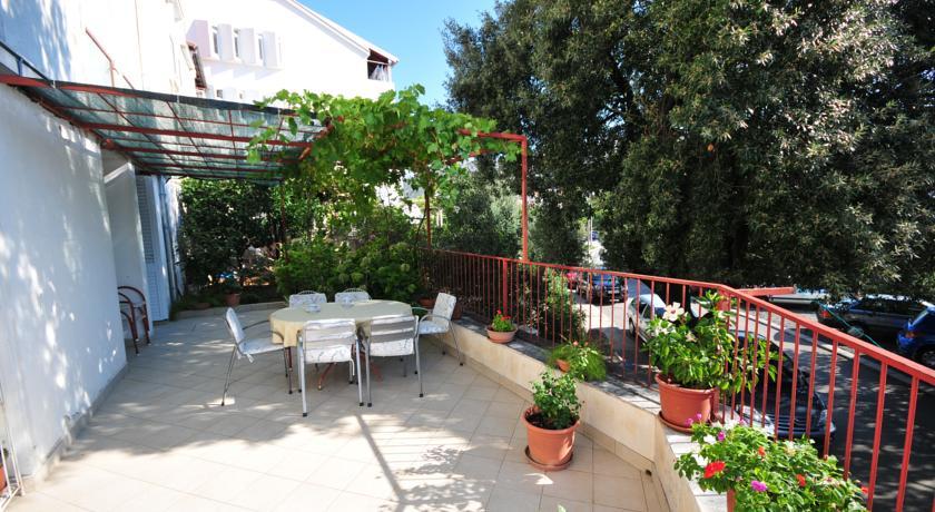 Apartment Lena
