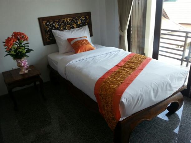 Poolsawat Villa