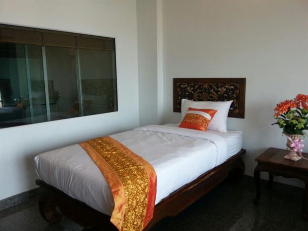 Poolsawat Villa