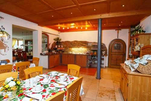 Hotel Arnika S