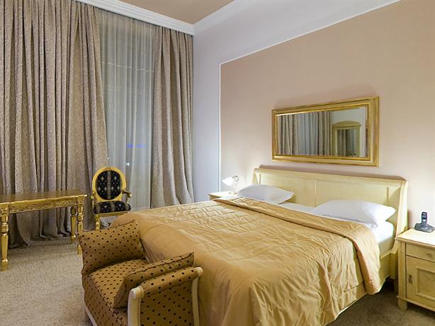 Rezime Crown Art and Gallery Residence Hotel Belgrade