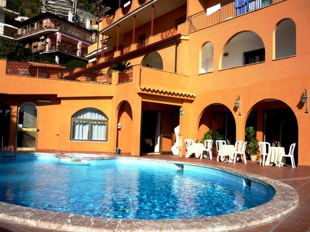 Andromaco Palace Hotel