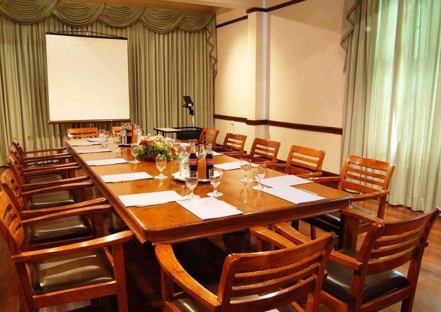 The Grand Hotel Nuwara Eliya