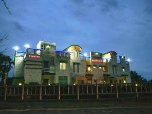 Happy House Pension