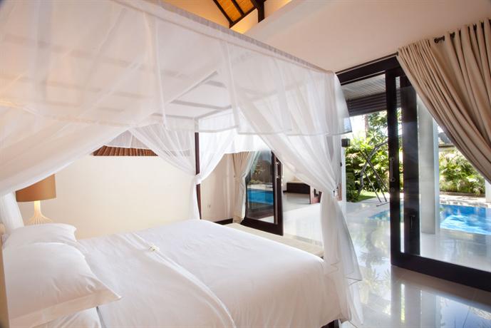 Natayani Villa