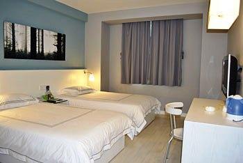 今天连锁酒店长沙四方坪店