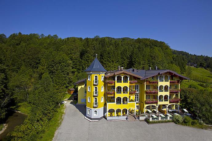 Hotel Landgasthof Fischerwirt Faistenau Austria thumbnail