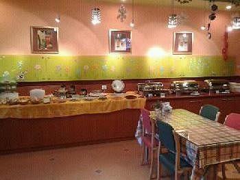 如家快捷大连火车站俄罗斯风情街店（原大连俄罗斯风情街店）