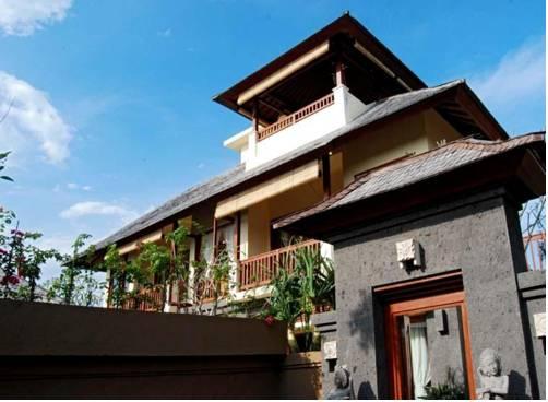 贝拉瓦天堂别墅 heaven at berawa