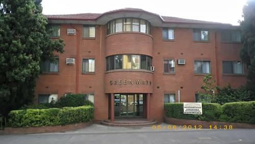 Photo: Greenways Apartments Photo: Greenways Apartments