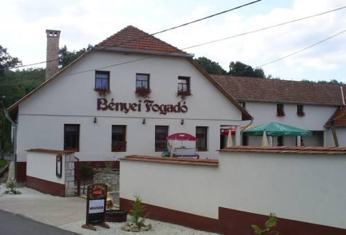 Benyei Fogado Panzio es Etterem - dream vacation