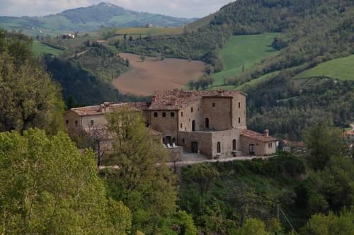 Borgo Storico Cisterna - dream vacation