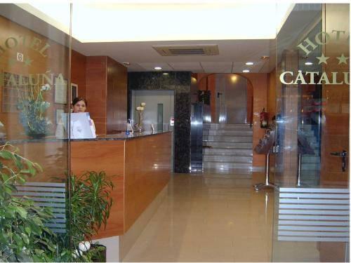 Hotel Catalunya Barcelona Compare Deals About Hotel Catalunya
