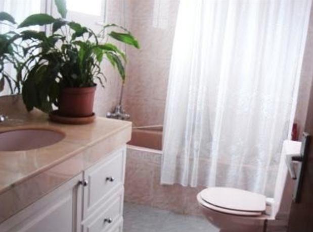 Akira Flats Cadaques Apartments