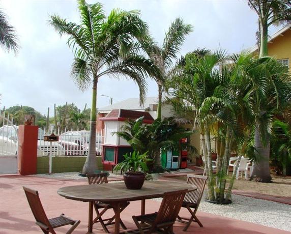 Cunucu Villas - Aruba Tropical Garden Apartments