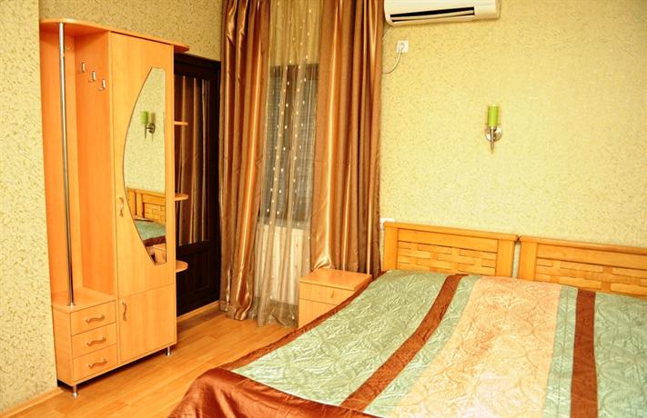 Hotel Lions