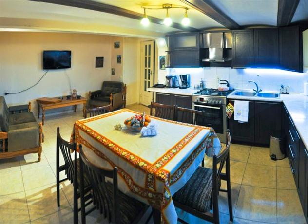 Apartment Old Street Dadiani 7