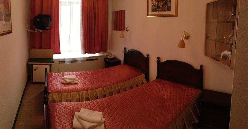 Отель ист вест