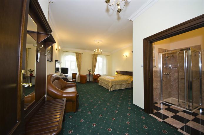 Royal Hotel Nowy Dwor Mazowiecki