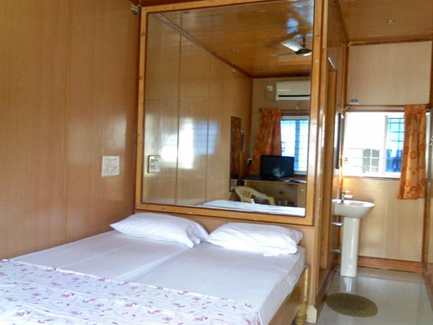 Lakshmi Heritage Tourist Home
