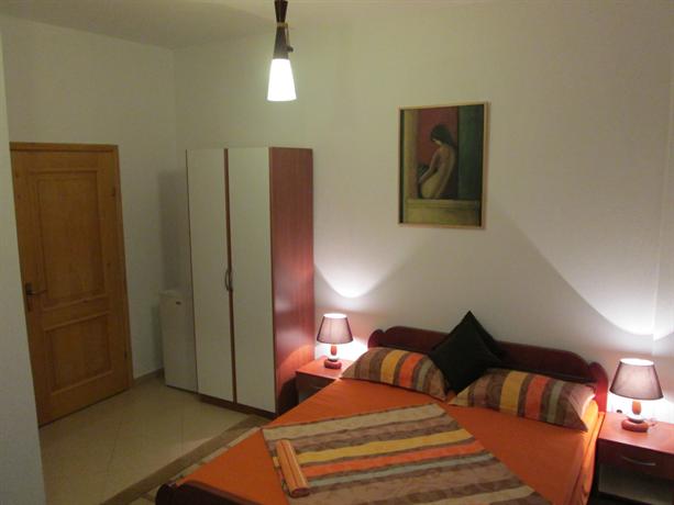 Apartments Lovac Azurina