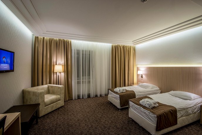 Отель Адмирал