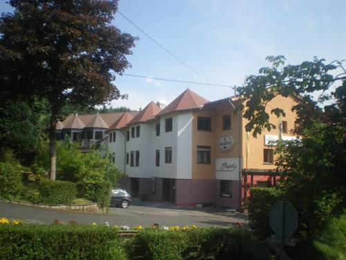 Hotel Zur Engelsburg Hausen Compare Deals