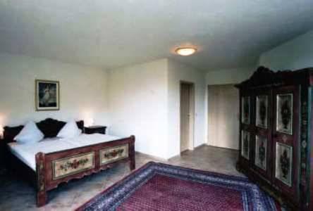 Hotel Zur Engelsburg Hausen Compare Deals