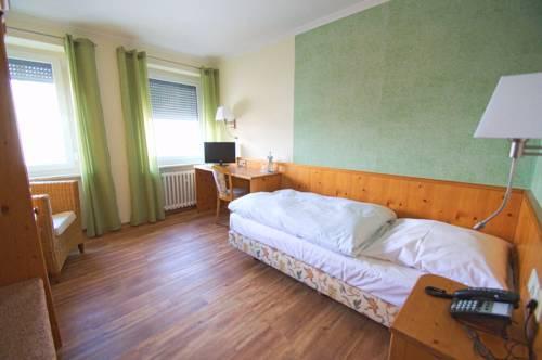 Hotel Deutsches Haus Kitzingen Compare Deals