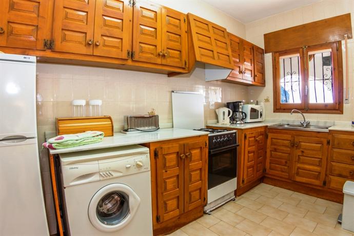 Abahana Villas Rachelle