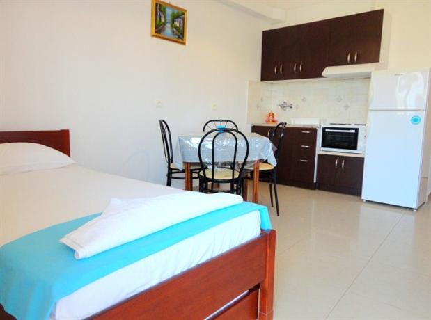 Faros Apartments