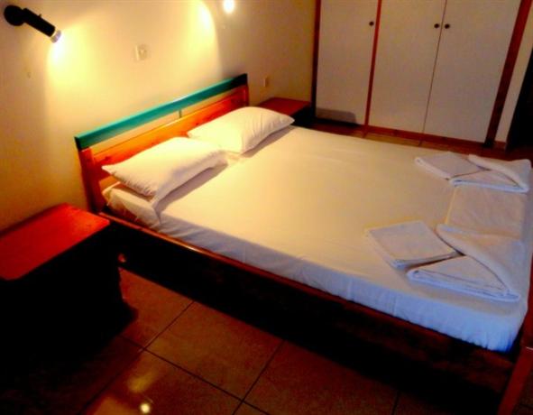 Faros Apartments