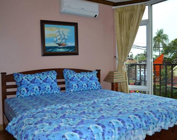 Baan Smile Hostel