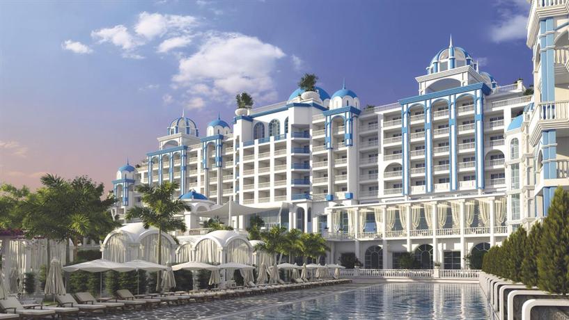 Rubi Platinum Spa Resort & Suites