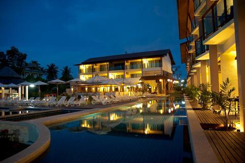 Lanta Pura Beach Resort