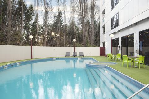 Crowne Plaza Canberra