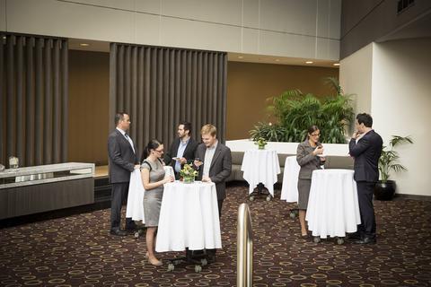 Crowne Plaza Canberra