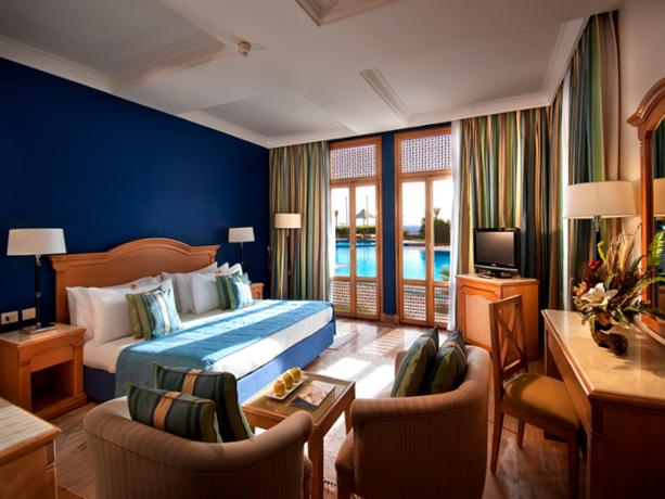 Reef Oasis Beach Resort