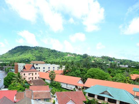 Eastin Easy Patong Phuket